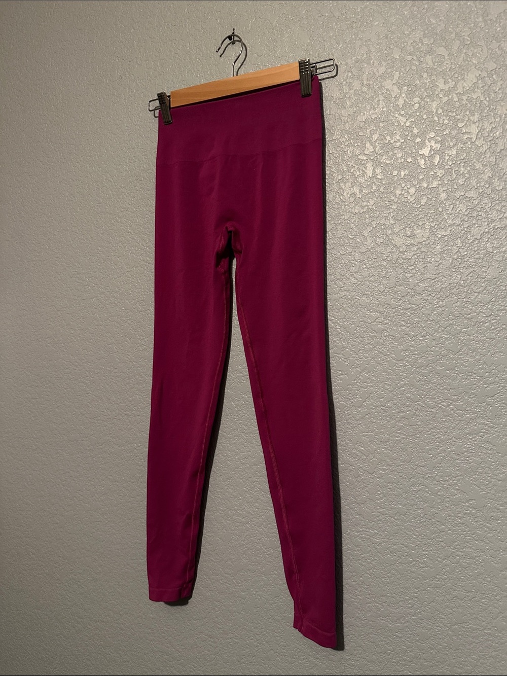 ALPHALETE Pump Mid Rise Legging - Picture 7 of 10